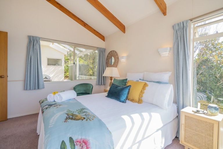 Photo of property in 76 Grange Road, Hahei, Whitianga, 3591