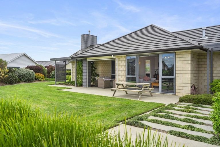 Photo of property in 35 Baxter Michael Crescent, Cambridge, 3434