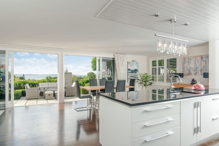 Photo of property in 154b Beach Road, Campbells Bay, Auckland, 0630