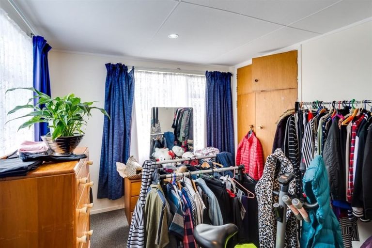 Photo of property in 9 Currie Street, Greenmeadows, Napier, 4112