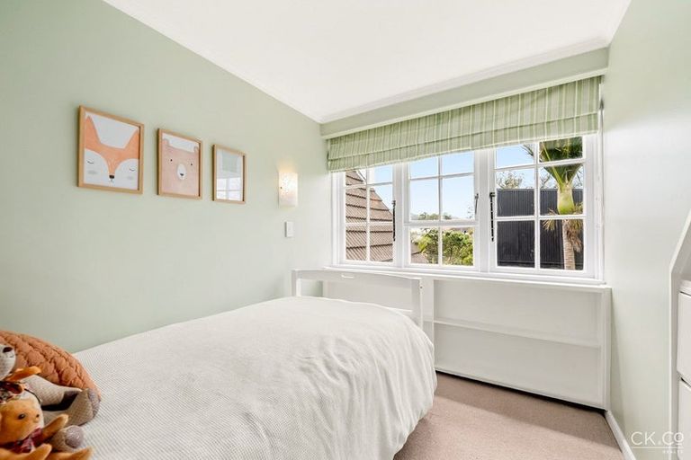 Photo of property in 14 Willoughby Street, Woburn, Lower Hutt, 5010