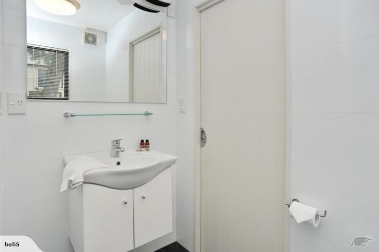 Photo of property in 2/65 Carlton Mill Road, Merivale, Christchurch, 8014