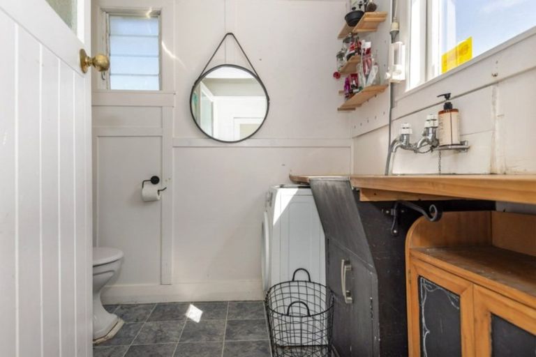 Photo of property in 2 Ora Street, Makaraka, Gisborne, 4010