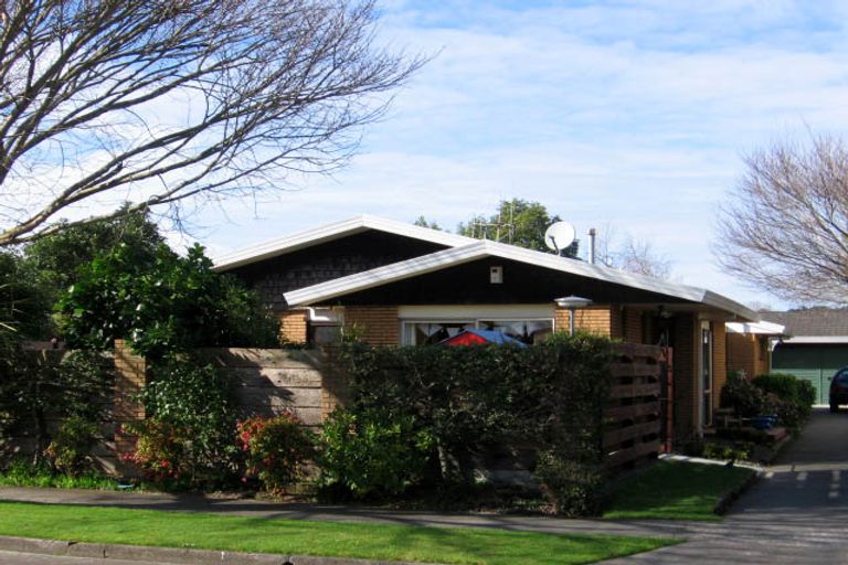 Photo of property in 18 Akaroa Avenue, Awapuni, Palmerston North, 4412