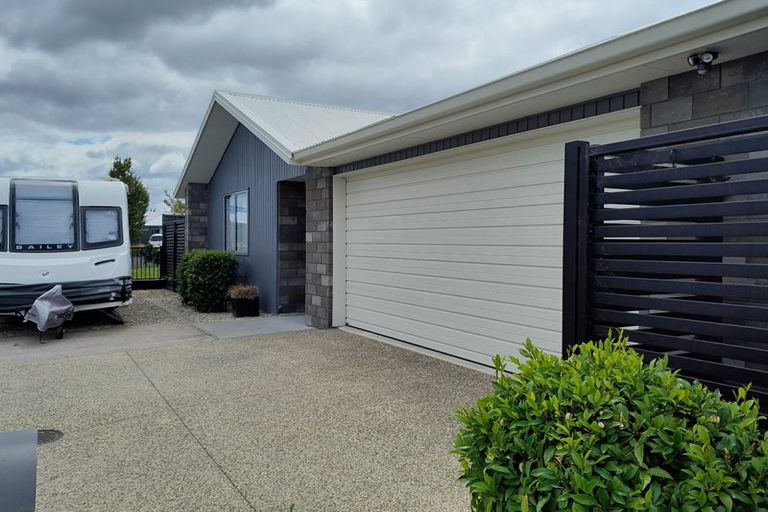Photo of property in 8 Simms Close, Pyes Pa, Tauranga, 3112