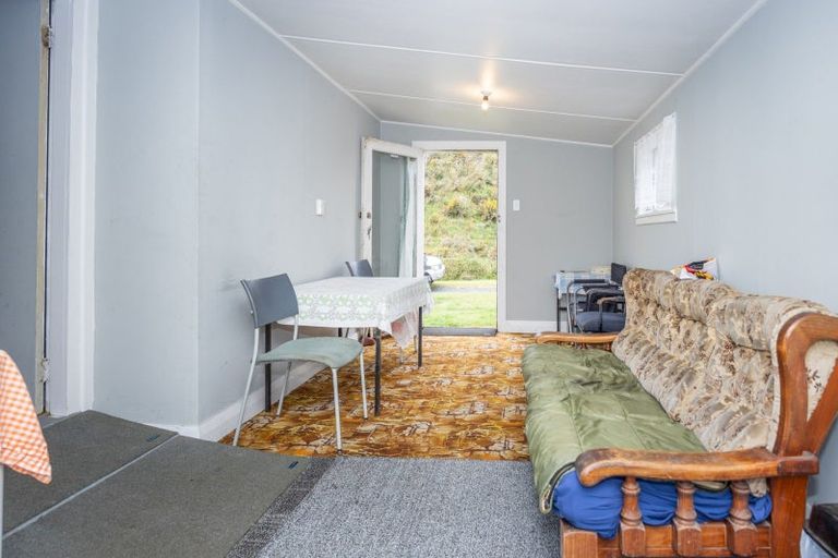 Photo of property in 34 Edward Avenue, Pukemiro, Huntly, 3771