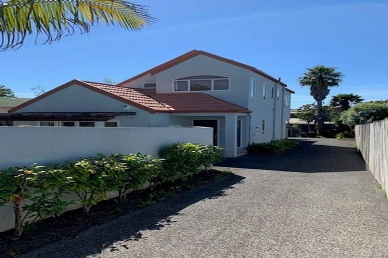 Photo of property in 2/6 Nile Road, Milford, Auckland, 0620