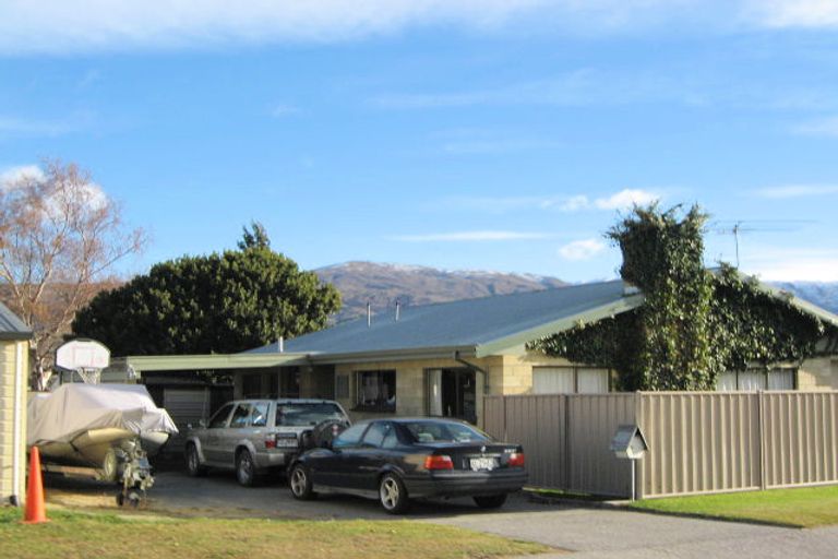 Photo of property in 51 Antrim Street, Cromwell, 9310