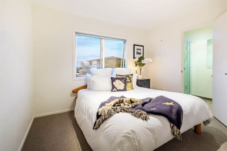 Photo of property in 3/65 Castor Road, Castor Bay, Auckland, 0620