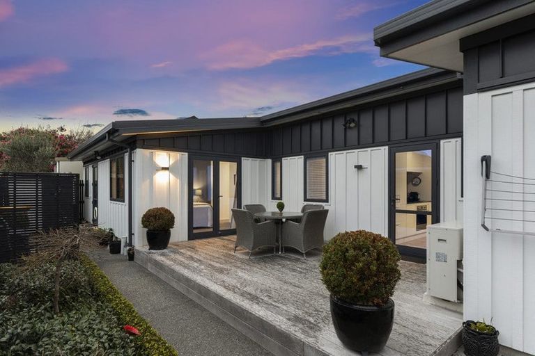 Photo of property in 92 Rugby Street, Merivale, Christchurch, 8014