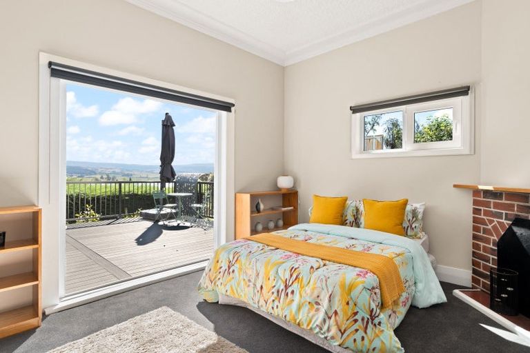 Photo of property in 28 Chatham Street, Waihola, Milton, 9073