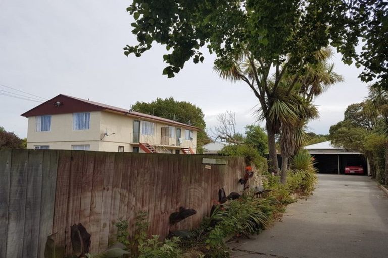 Photo of property in 55 Olliviers Road, Phillipstown, Christchurch, 8011