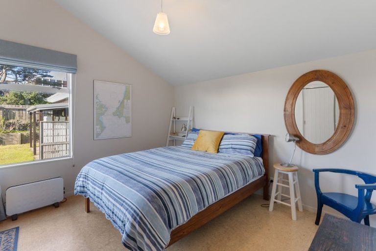 Photo of property in 8 Rodney Avenue, Te Horo Beach, Otaki, 5581