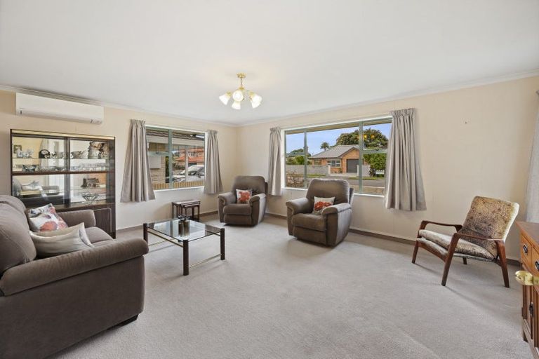 Photo of property in 5 Peddie Street, Taradale, Napier, 4112