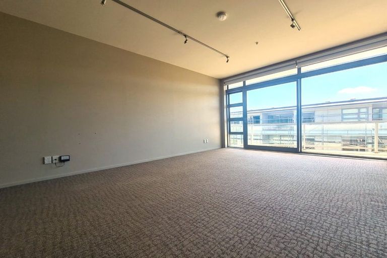 Photo of property in Revolucion Apartments, 405/28s Torrens Terrace, Mount Cook, Wellington, 6011