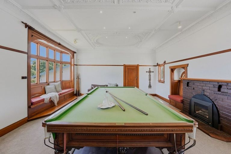 Photo of property in 6 Ridge Lane, New Plymouth, 4310