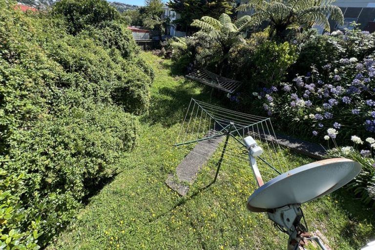Photo of property in 3 Anzia Way, Johnsonville, Wellington, 6037