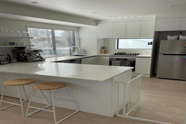 Photo of property in 94a Bay Street, Red Beach, 0932