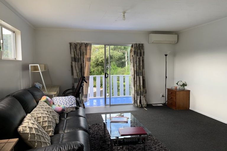 Photo of property in 21b Bird Grove, Stokes Valley, Lower Hutt, 5019