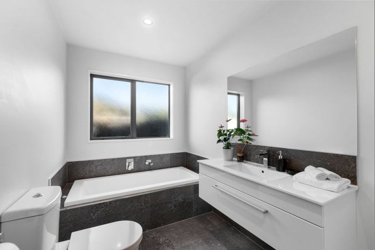 Photo of property in 71 Stonebrook Drive, Rolleston, 7614