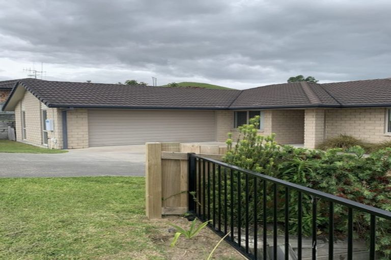 Photo of property in 28 Falcon Drive, Welcome Bay, Tauranga, 3112