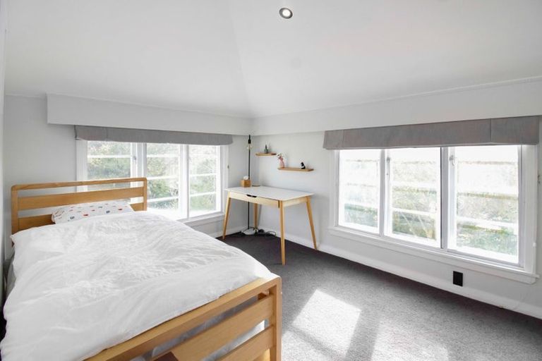 Photo of property in 346 Fergusson Drive, Heretaunga, Upper Hutt, 5018