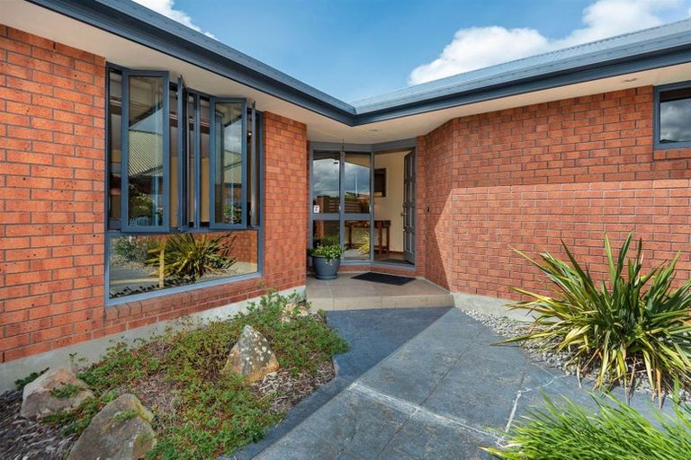 Photo of property in 9 Blue Gum Place, New Brighton, Christchurch, 8083