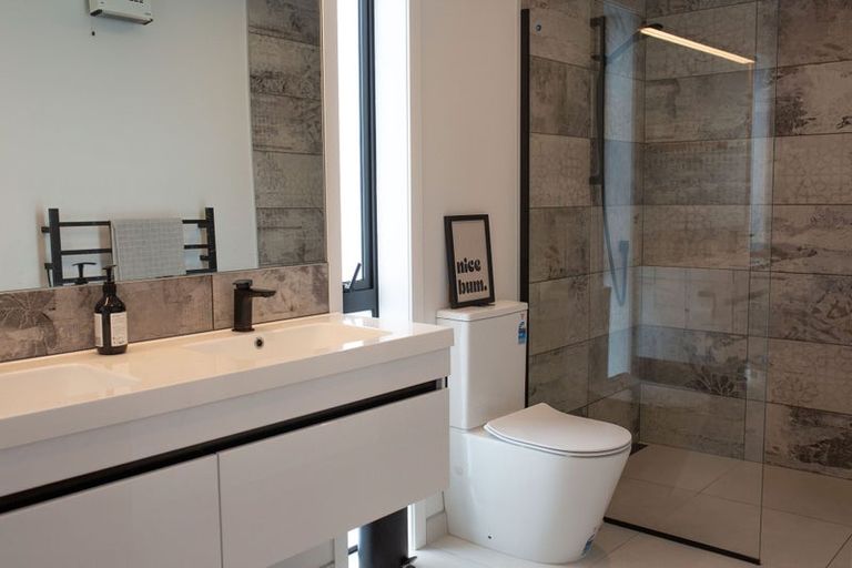 Photo of property in 35 Paetawa Road, Peka Peka, Waikanae, 5391