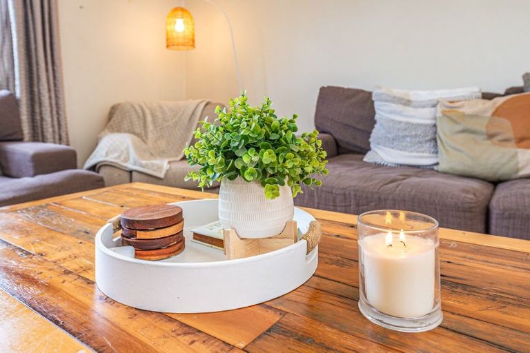 Photo of property in 16 Central Avenue, Gonville, Whanganui, 4501