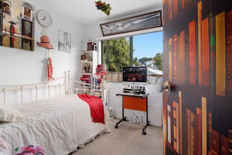 Photo of property in 35b Sutherland Road, Brookfield, Tauranga, 3110