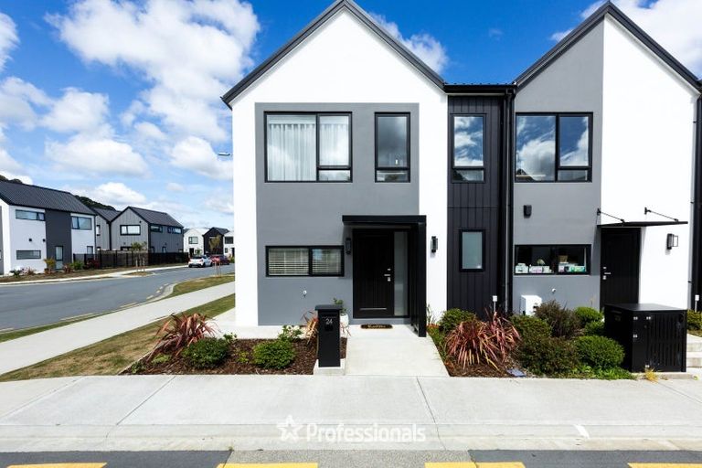 Photo of property in 24 Reakes Crescent, Wallaceville, Upper Hutt, 5018