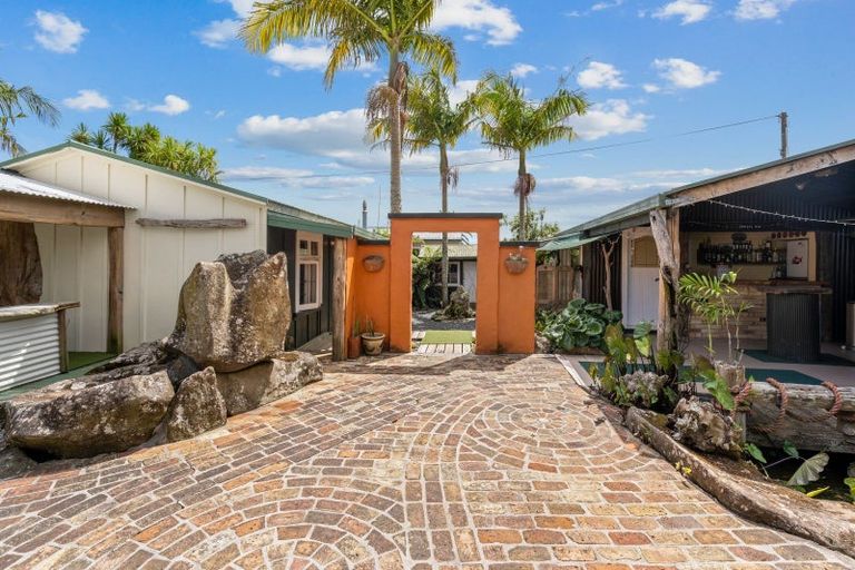 Photo of property in 18 Waro Drive, Hikurangi, 0114