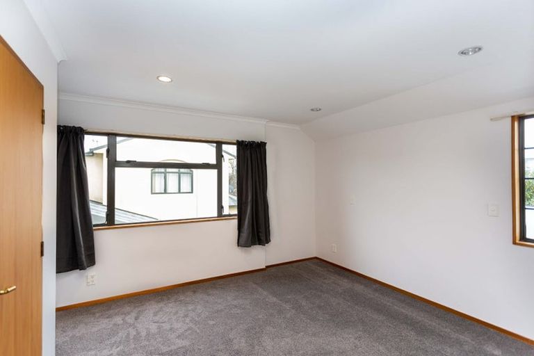 Photo of property in 1/127 Clyde Road, Ilam, Christchurch, 8041