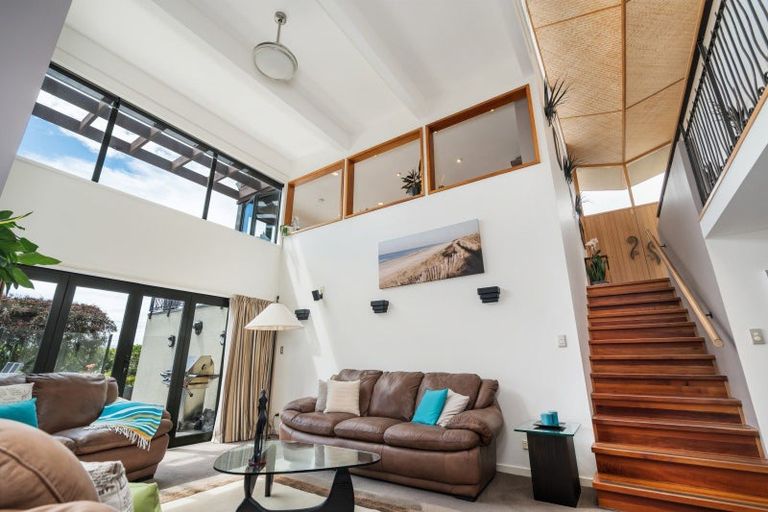 Photo of property in 152 Panorama Road, Clifton, Christchurch, 8081