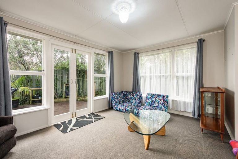 Photo of property in 90 Bracken Road, Paparangi, Wellington, 6037