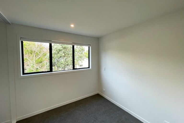 Photo of property in 4 Whanui Place, Mangere Bridge, Auckland, 2022