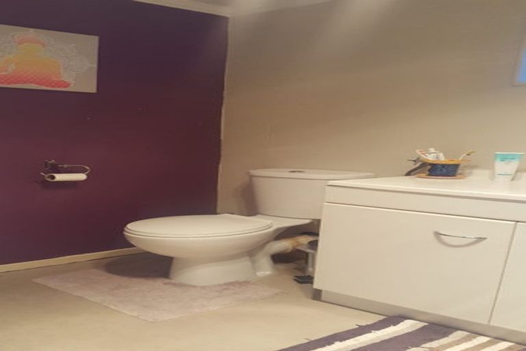 Photo of property in 38 Mcdougall Grove, Haywards, Lower Hutt, 5018