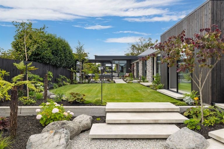 Photo of property in 97 Bryndwr Road, Bryndwr, Christchurch, 8052