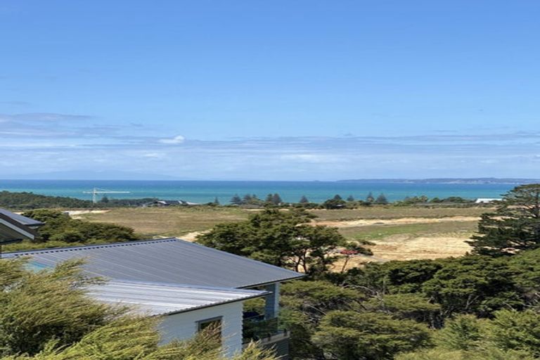 Photo of property in 12 Pacific Heights Road, Orewa, 0931
