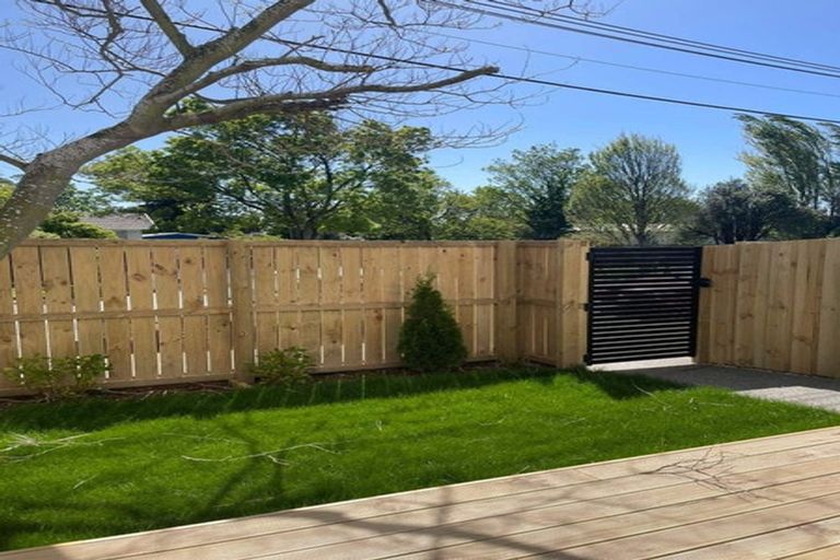 Photo of property in 2/7 Hume Street, Sydenham, Christchurch, 8023