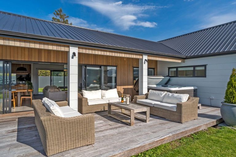 Photo of property in 5 Kea Court, Carterton, 5713