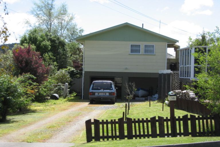 Photo of property in 10 Otago Street, Picton, 7220