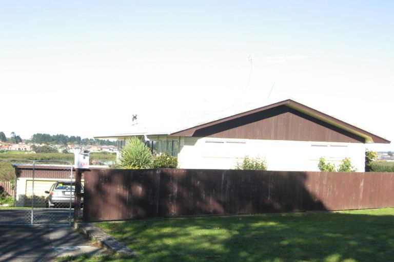 Photo of property in 9 Siska Place, Wattle Downs, Auckland, 2103