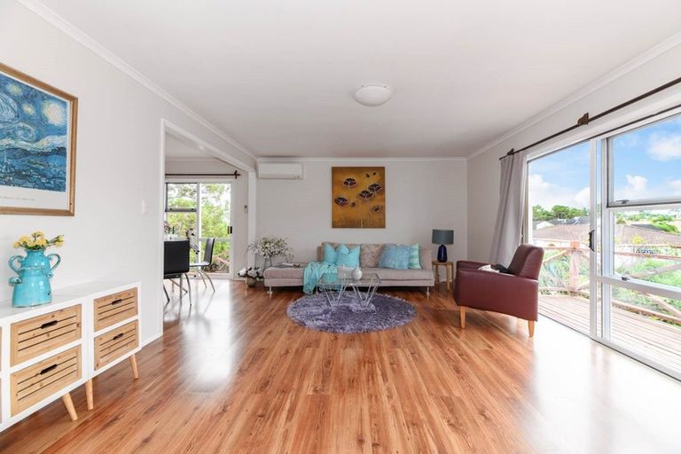 Photo of property in 10/26a Sunnynook Road, Sunnynook, Auckland, 0620