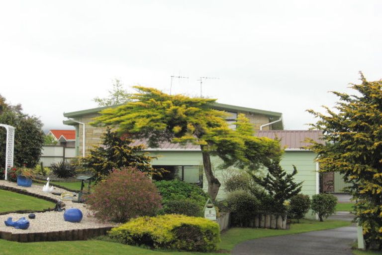 Photo of property in 2 Edna Place, Opotiki, 3122