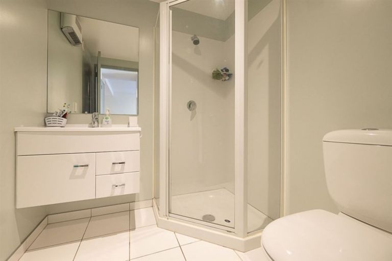 Photo of property in 2/14 Brougham Street, Addington, Christchurch, 8024