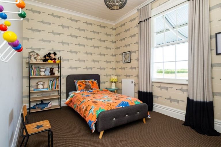 Photo of property in 340 Lawn Road, Clive, Hastings, 4180