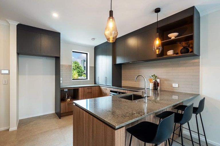 Photo of property in 14 Waka Moana Drive, Hobsonville, 0616