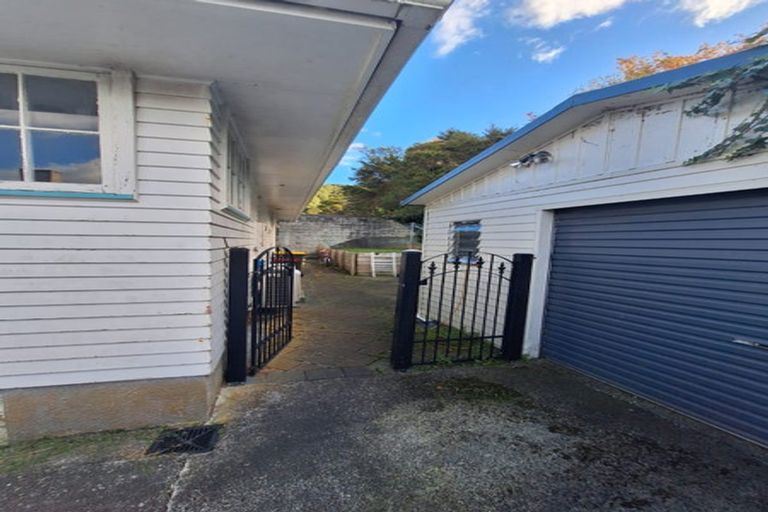 Photo of property in 36 Enfield Street, Wainuiomata, Lower Hutt, 5014
