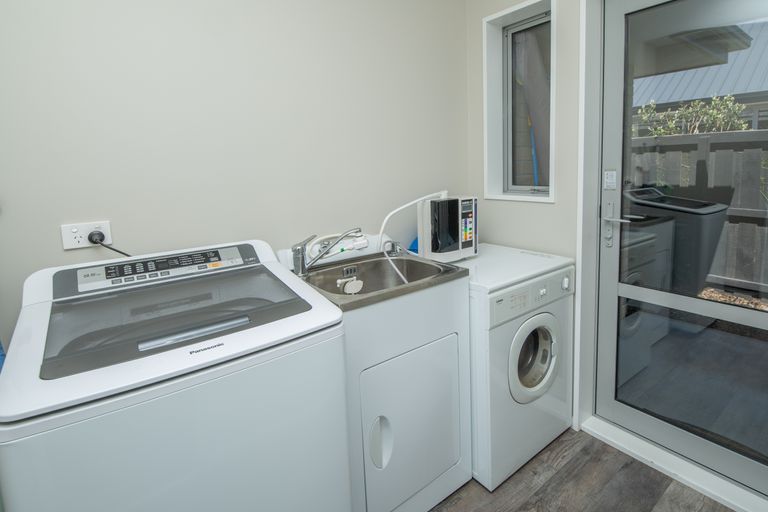 Photo of property in 76 Stanford Way, Rolleston, 7615